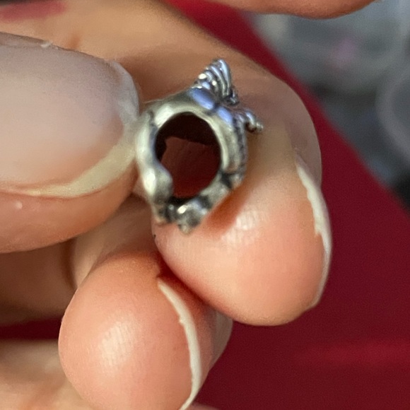 925 Silver cherub holding the #3 Chamilia Bead - Picture 4 of 10